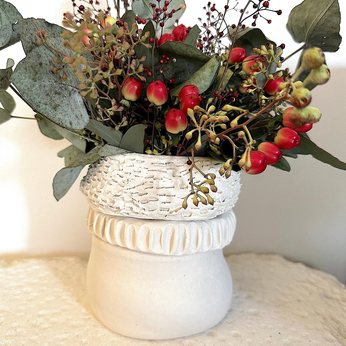 41001 - Extra Large 3 Piece Cream vase