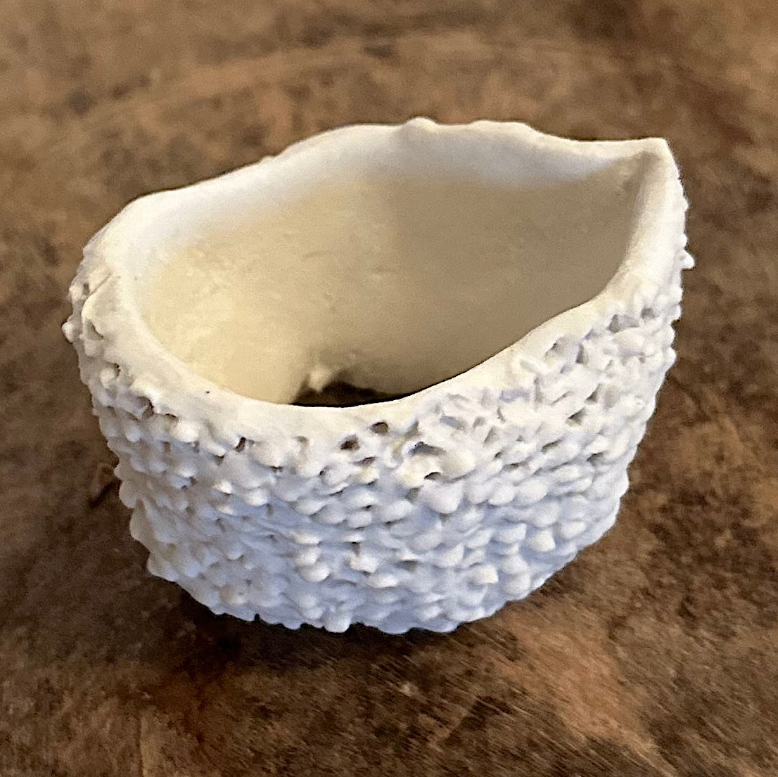 51002 - Small Cream Top Piece Totem