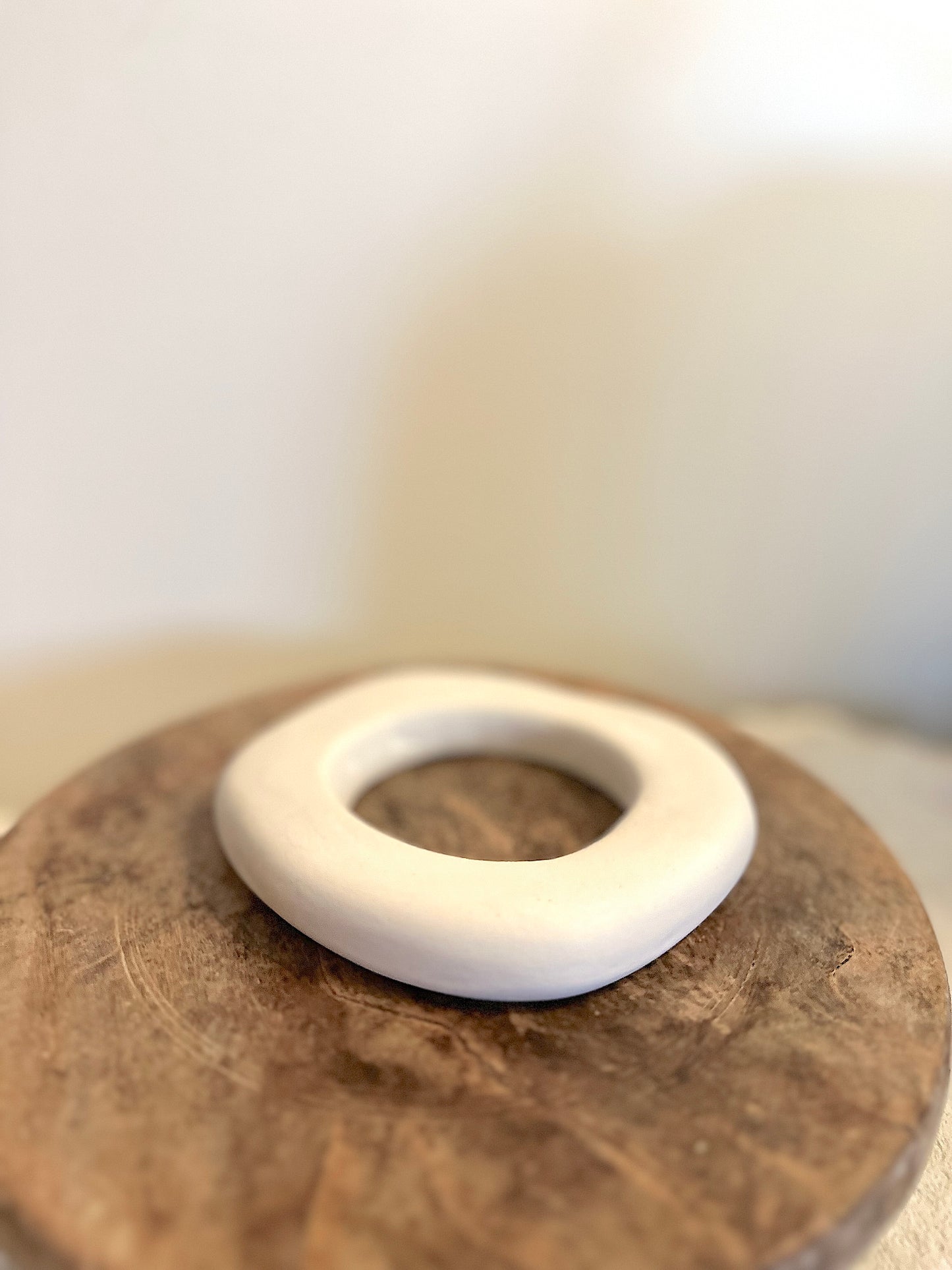 71003 - Large cream Totem Piece